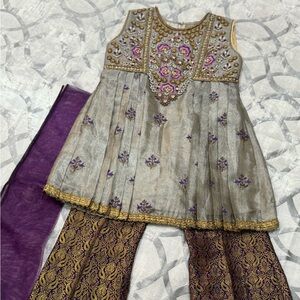 Pakistani dress with pants (sharara) size 24